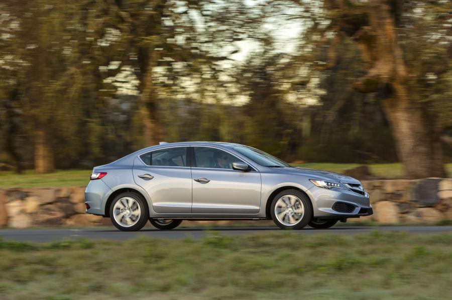  Acura ILX (DE) 2016 года  (фото 8 из 32)